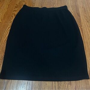 ST. JOHN Basic Pencil Skirt Women’s Size 12 Knit Wool Blend Made In USA